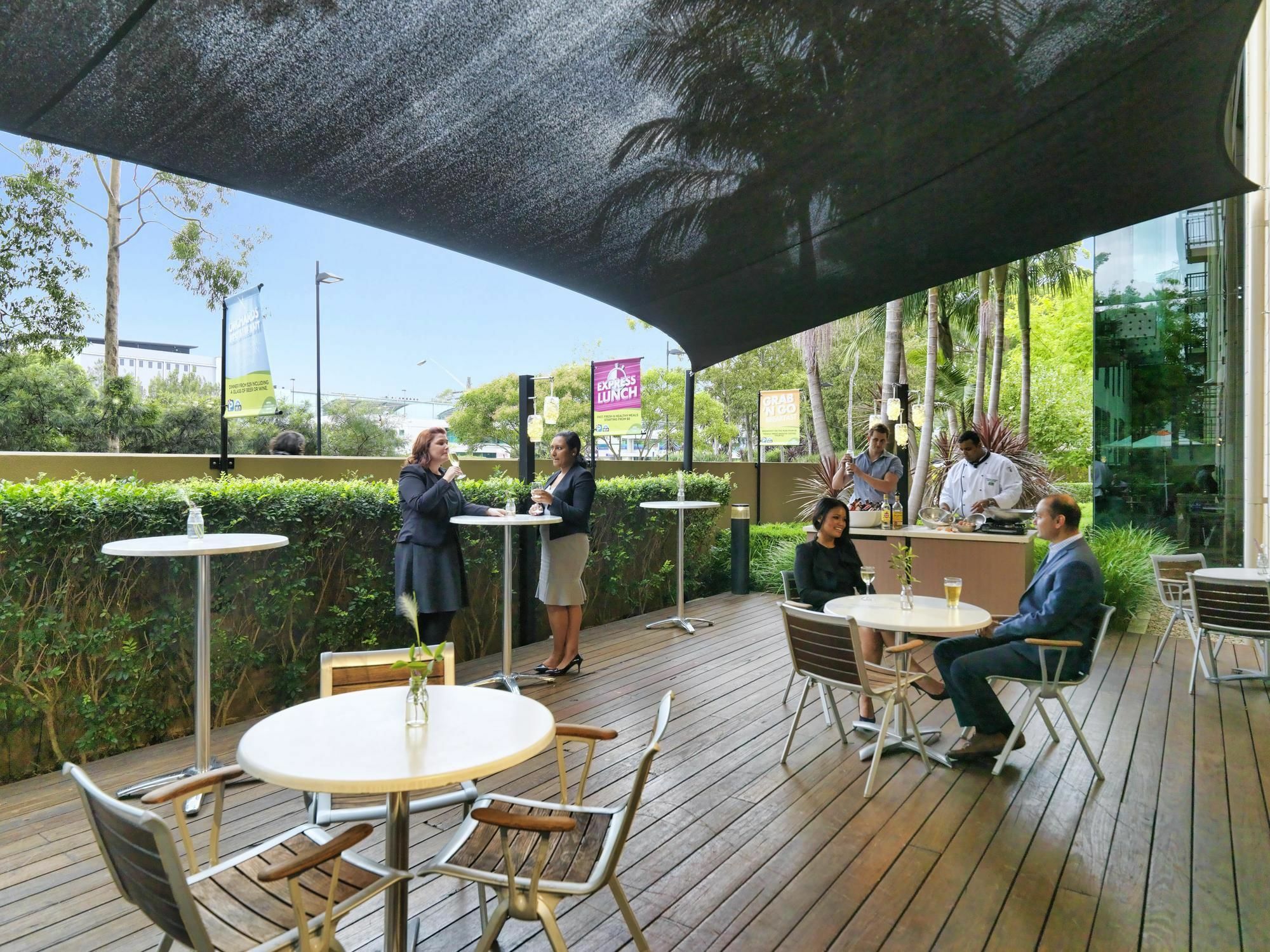 Отель Crowne Plaza Sydney Macquarie Park By Ihg Экстерьер фото